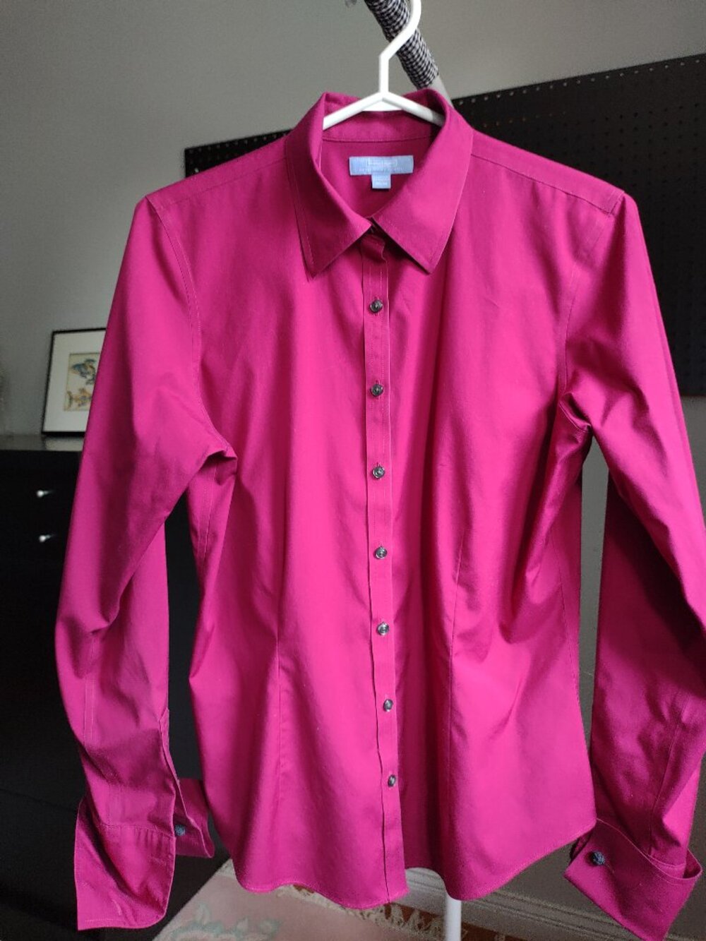 Denver Hayes Womens Fitted Purple(or dark pink) Button-Down Shirt Size M cotton